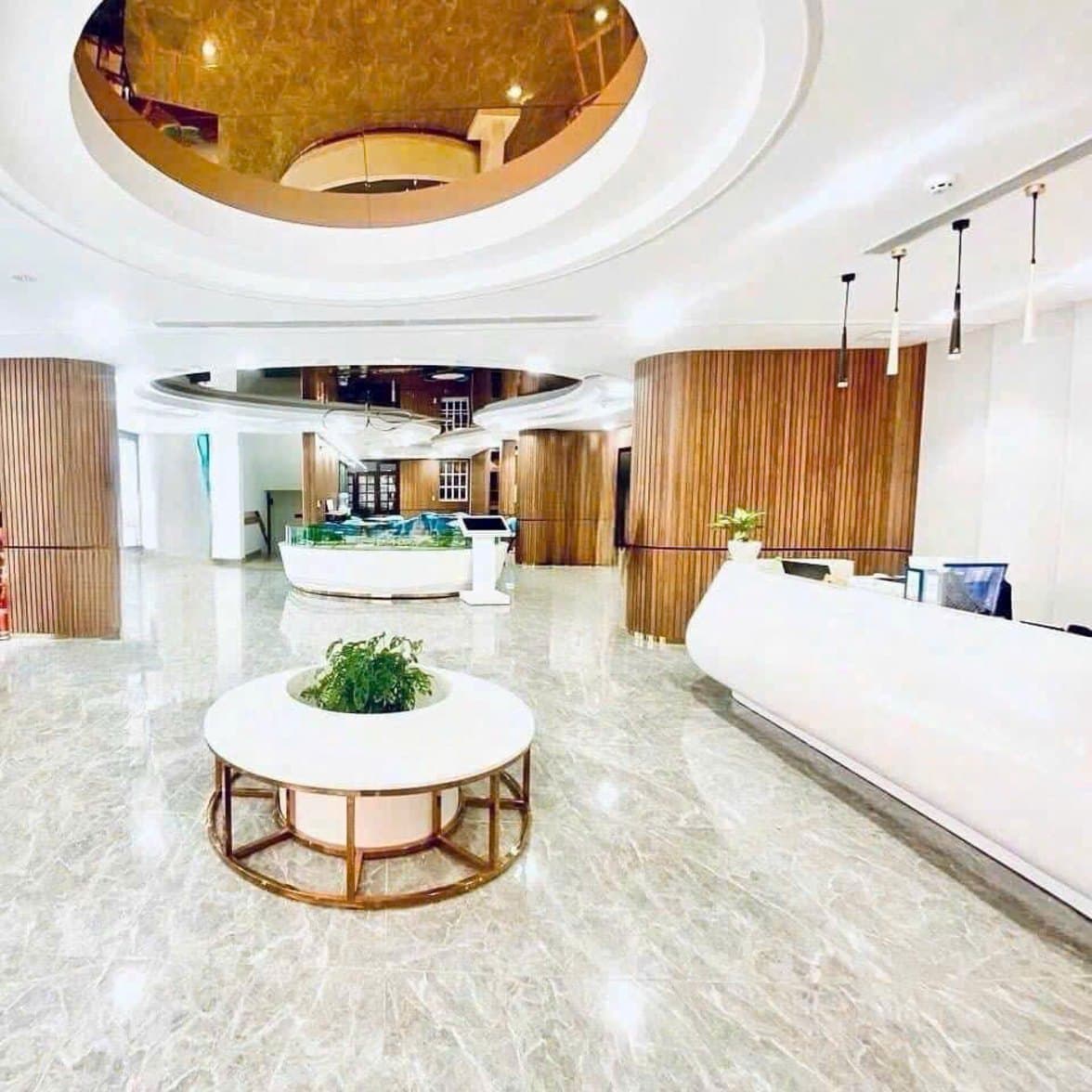 Building Nguyễn Du
